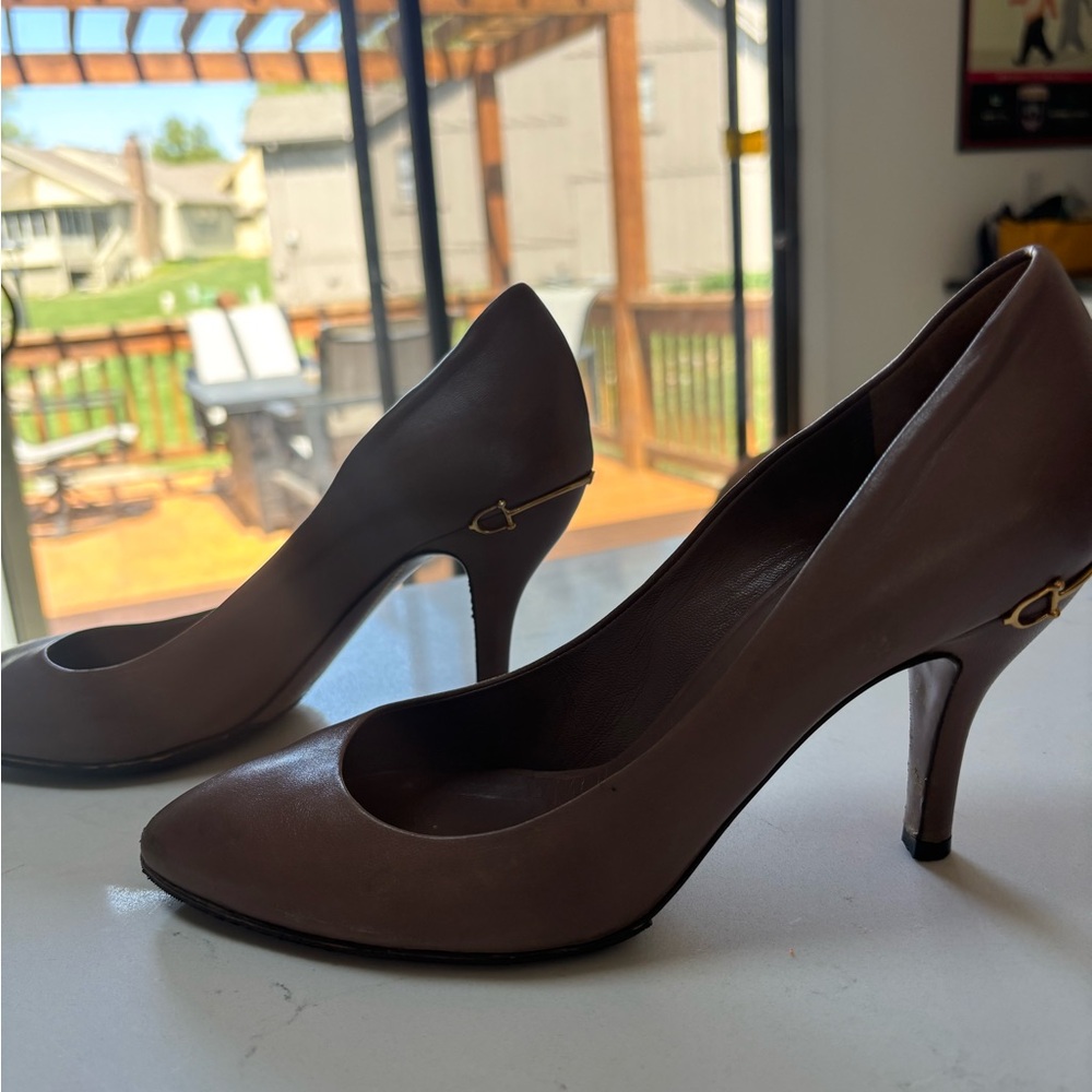 Gucci Heels with original box and bag